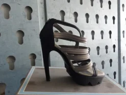 1#7772 Abbigliamento e accessori per uomo e donna