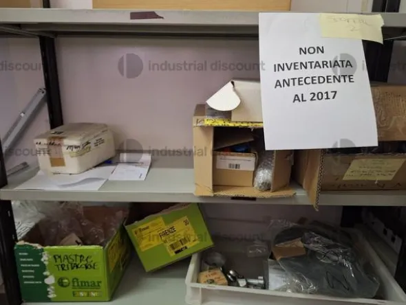 6#9468 Accessori e attrezzatura per ristorazione e sanificazione