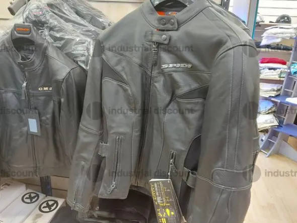 2#8890 Accessori e vestiario per biker