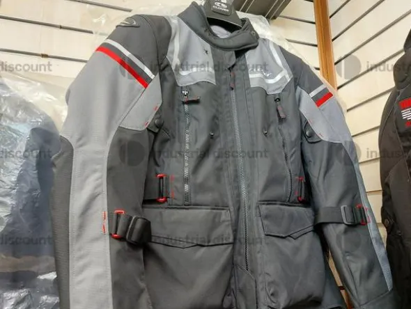 2#8890 Accessori e vestiario per biker