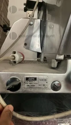 1#9316 Affettatrice ABM impastatrice RESTO ITALIA espositore refrigerato ISA SPAe bruciatore AVANZINI