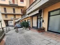 #24023 AFFITTO Negozio/UfficioCentralissimo