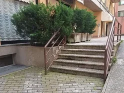 #24023 AFFITTO Negozio/UfficioCentralissimo