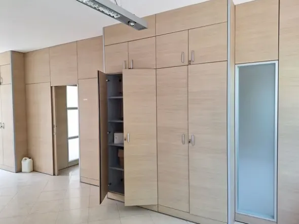 #2536307 AFFITTO - Palazzina uffici indipendente ristrutturata con parcheggio