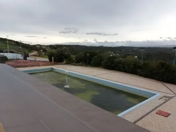 #12269 Albergo con piscina e pertinenze