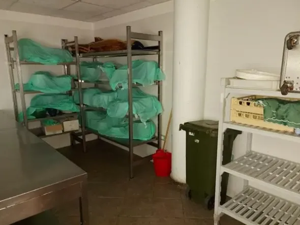 #12269 Albergo con piscina e pertinenze