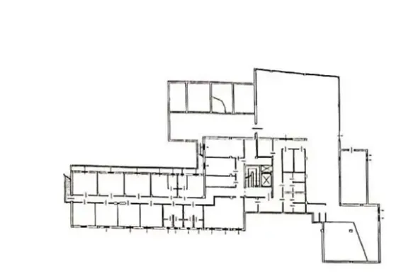 #12269 Albergo con piscina e pertinenze