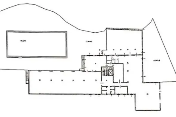 #12269 Albergo con piscina e pertinenze