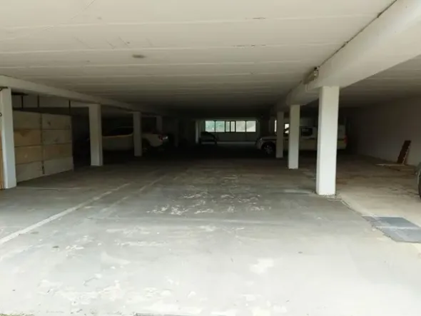 #12269 Albergo con piscina e pertinenze