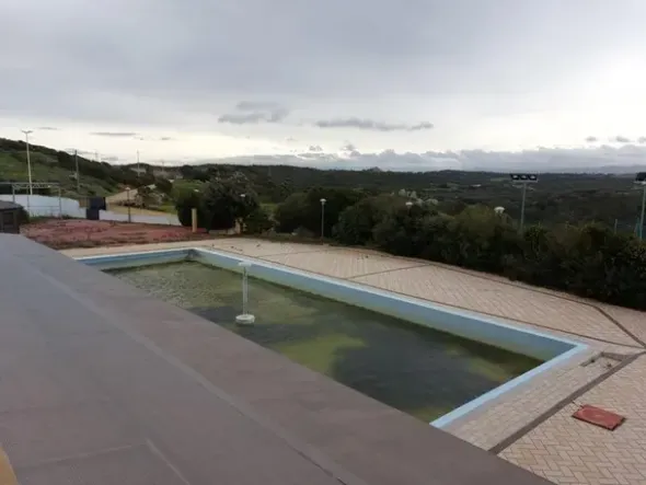 #12269 Albergo con piscina e pertinenze