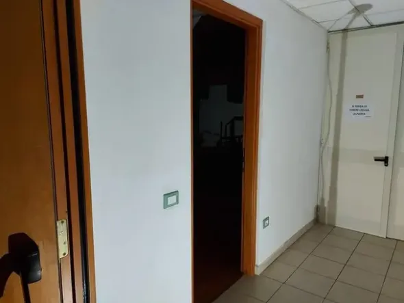 #12269 Albergo con piscina e pertinenze