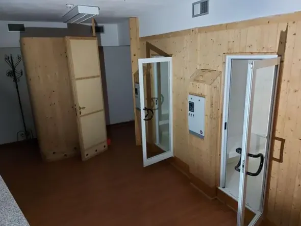 #12269 Albergo con piscina e pertinenze