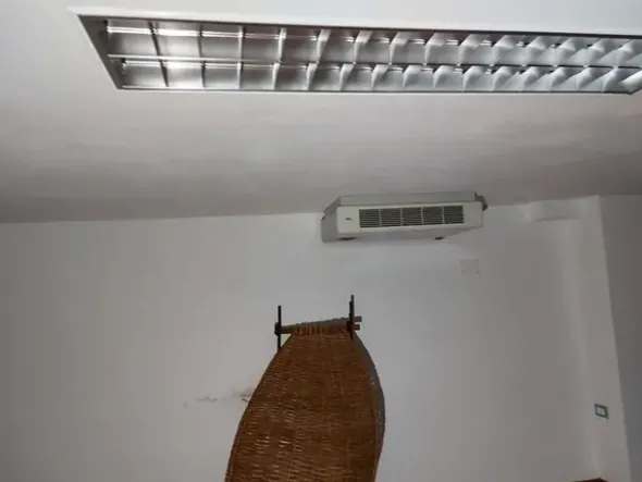 #12269 Albergo con piscina e pertinenze