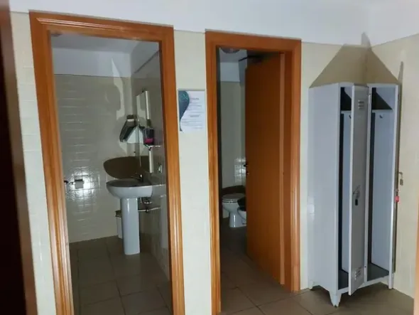 #12269 Albergo con piscina e pertinenze
