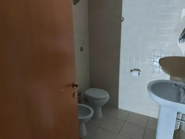 #12269 Albergo con piscina e pertinenze