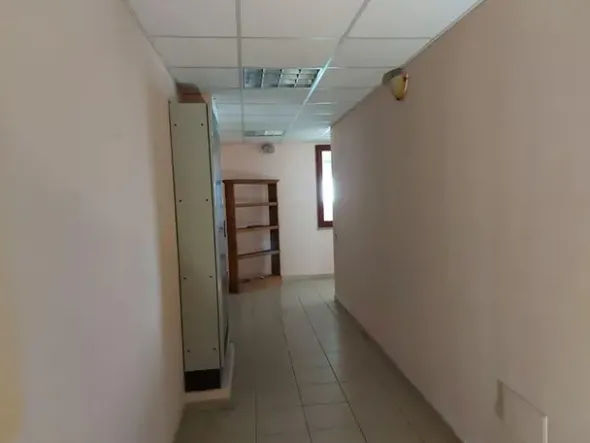 #12269 Albergo con piscina e pertinenze