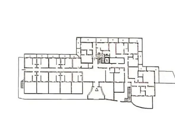 #12269 Albergo con piscina e pertinenze