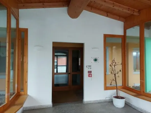 #12269 Albergo con piscina e pertinenze