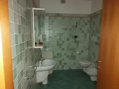 #12269 Albergo con piscina e pertinenze