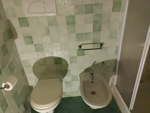 #12269 Albergo con piscina e pertinenze