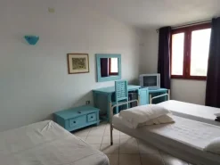 #12269 Albergo con piscina e pertinenze