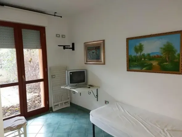#12269 Albergo con piscina e pertinenze
