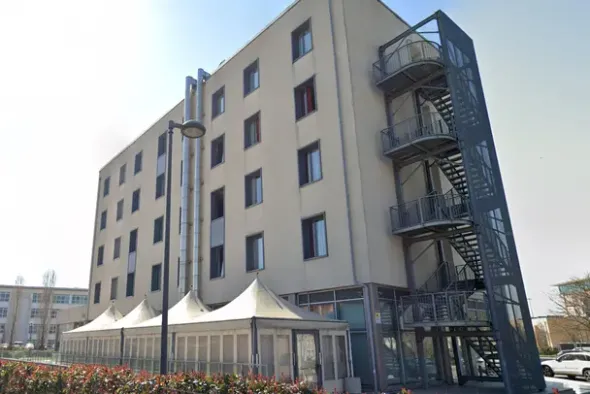 #2536848 Albergo 4 stelle con centro congressi