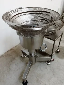 ALIMENTATORE VIBRANTE PER STERILE (COD PH-PR-ALI-99)