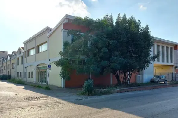#24081 Ambienti grezzi piano primo destinati ad ufficio