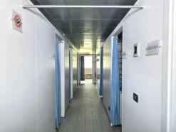 #2536544 Ambulatorio medico con magazzino, posti auto e arredi
