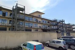 #12459 Ampia struttura commerciale