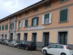 #24012 Ampio locale commerciale ad Alvignano