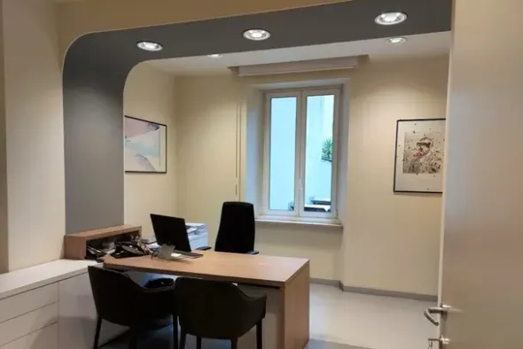 #15888 Ampio ufficio e pertinenze in centro storico