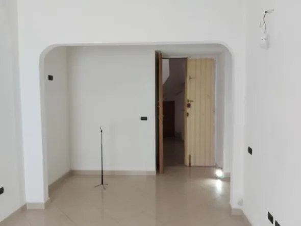 #13355 Appartamento uso ufficio in zona centrale