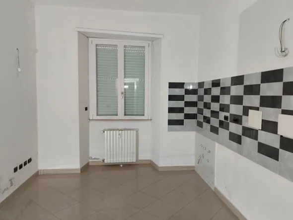 #13355 Appartamento uso ufficio in zona centrale