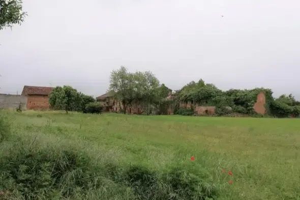 #13092 Appezzamento agricolo e cascina collabente