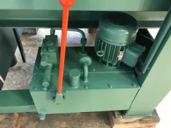 AP941-1278Pressa a piani multipli marca Friz