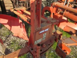 137#7084 Aratro monovomere per trattore agricolo hp 100