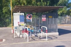 #21578 Area adibita ad attività di distributore carburanti