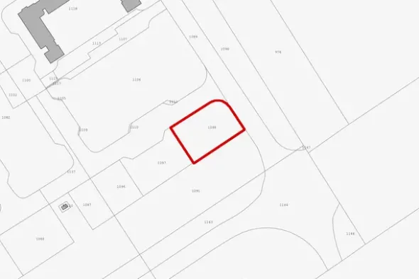 #22738 Area edificabile di 1370 mq