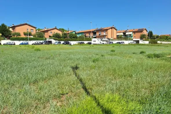 #21690 Area edificabile residenziale di 4133 mq