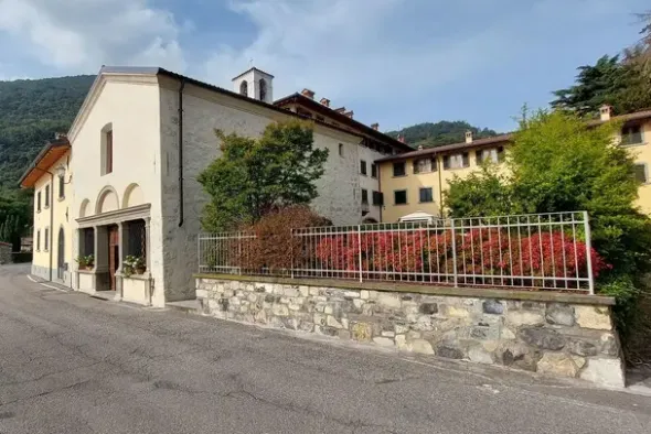 #22023 Area per vialetto su sponde del Lago d’Iseo