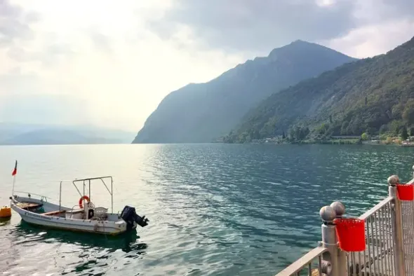 #22023 Area per vialetto su sponde del Lago d’Iseo