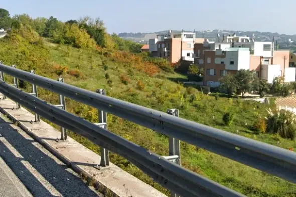 #24125 Area urbana giardino in zona residenziale