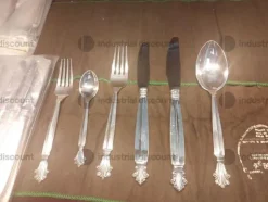 3#9016 Argenteria varia e beni per la casa