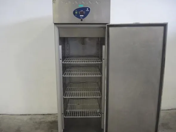34#4128 Armadio frigo