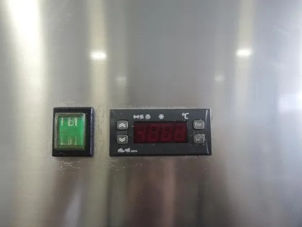 35#4128 Armadio frigo