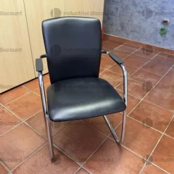 10#9267 Arredamenti da ufficio ed apparecchiatura elettronica