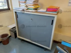 2#8926 Arredamento da uffcio