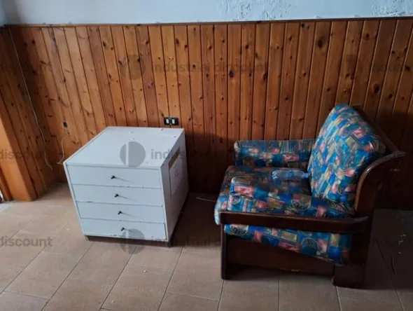 1#9956 Arredamento da ufficio